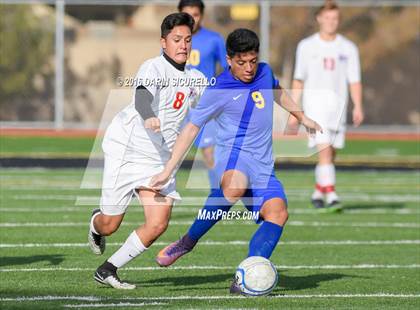 Thumbnail 2 in Mountain View vs Casa Grande (Coyote Classic Tournament) photogallery.