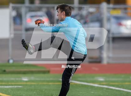 Thumbnail 3 in Mountain View vs Casa Grande (Coyote Classic Tournament) photogallery.