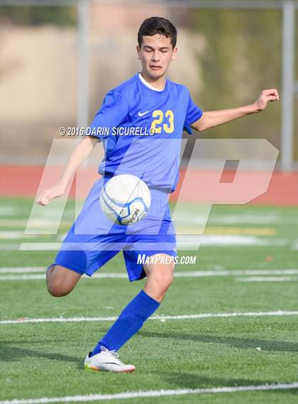 Thumbnail 1 in Mountain View vs Casa Grande (Coyote Classic Tournament) photogallery.
