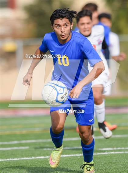 Thumbnail 3 in Mountain View vs Casa Grande (Coyote Classic Tournament) photogallery.