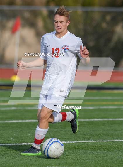 Thumbnail 3 in Mountain View vs Casa Grande (Coyote Classic Tournament) photogallery.