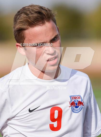 Thumbnail 1 in Mountain View vs Casa Grande (Coyote Classic Tournament) photogallery.
