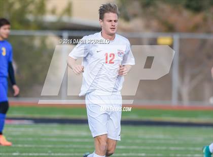 Thumbnail 3 in Mountain View vs Casa Grande (Coyote Classic Tournament) photogallery.