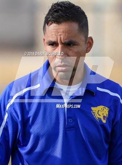 Thumbnail 3 in Mountain View vs Casa Grande (Coyote Classic Tournament) photogallery.