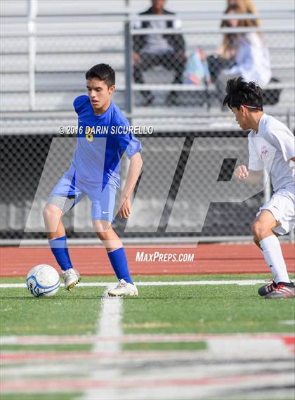 Thumbnail 3 in Mountain View vs Casa Grande (Coyote Classic Tournament) photogallery.