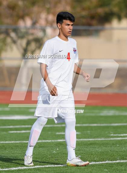 Thumbnail 3 in Mountain View vs Casa Grande (Coyote Classic Tournament) photogallery.