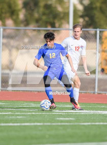 Thumbnail 3 in Mountain View vs Casa Grande (Coyote Classic Tournament) photogallery.