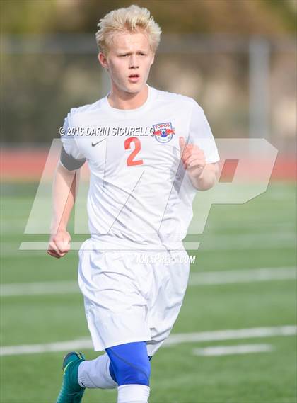 Thumbnail 3 in Mountain View vs Casa Grande (Coyote Classic Tournament) photogallery.
