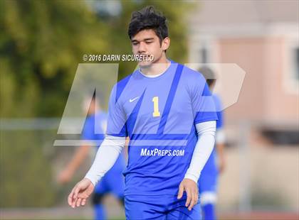 Thumbnail 1 in Mountain View vs Casa Grande (Coyote Classic Tournament) photogallery.