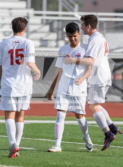Thumbnail 3 in Mountain View vs Casa Grande (Coyote Classic Tournament) photogallery.