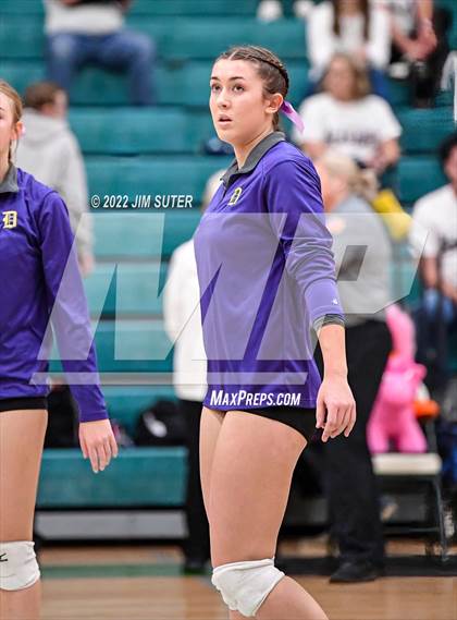 Thumbnail 3 in Round Top-Carmine vs. D'Hanis (UIL 1A Region 4 Semifinal Playoff) photogallery.