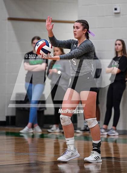Thumbnail 2 in Round Top-Carmine vs. D'Hanis (UIL 1A Region 4 Semifinal Playoff) photogallery.