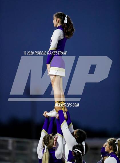 Thumbnail 1 in Lone Oak @ Eustace photogallery.