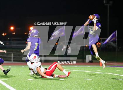 Thumbnail 1 in Lone Oak @ Eustace photogallery.