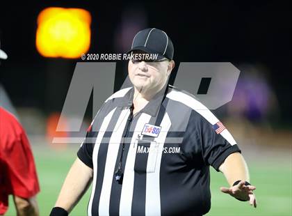 Thumbnail 1 in Lone Oak @ Eustace photogallery.