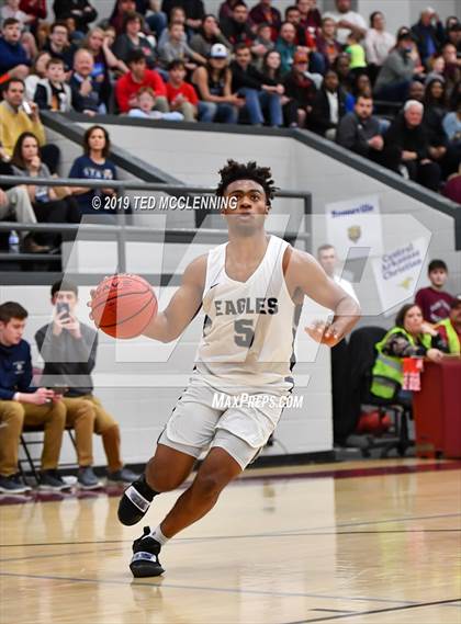 Thumbnail 2 in Baptist Prep vs. Perryville (AAA 3A Regional Playoff) photogallery.