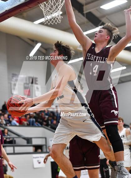 Thumbnail 3 in Baptist Prep vs. Perryville (AAA 3A Regional Playoff) photogallery.