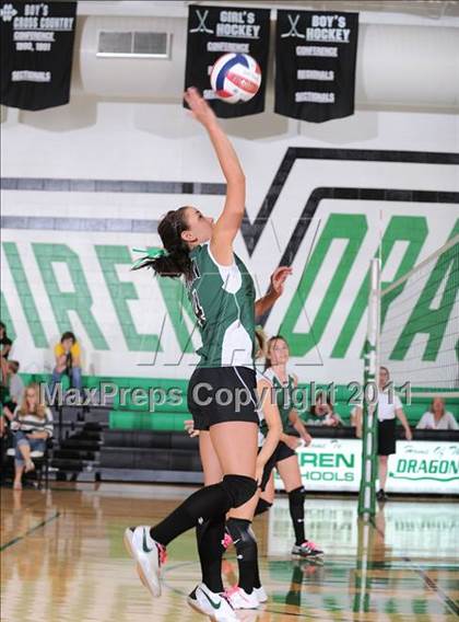 Thumbnail 3 in Siren vs. Luck photogallery.