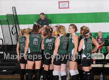 Thumbnail 2 in Siren vs. Luck photogallery.