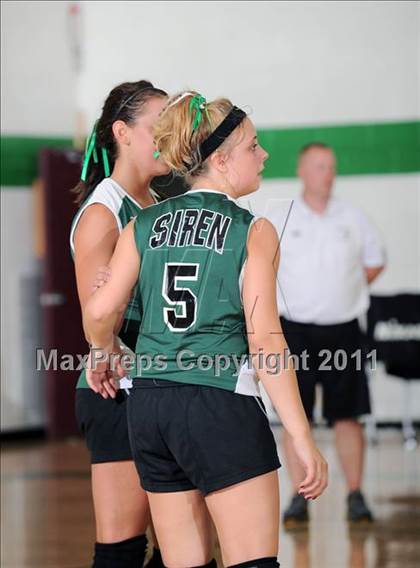 Thumbnail 1 in Siren vs. Luck photogallery.