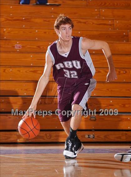 Thumbnail 3 in Rancho Buena Vista vs Temecula Valley (MaxPreps Holiday Classic) photogallery.
