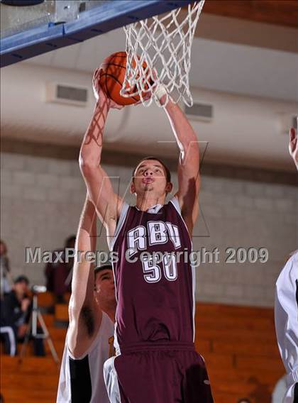 Thumbnail 3 in Rancho Buena Vista vs Temecula Valley (MaxPreps Holiday Classic) photogallery.