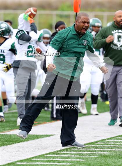 Thumbnail 2 in Marquez vs. Gardena (CIF LACS D3 Final) photogallery.