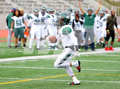 Thumbnail 1 in Marquez vs. Gardena (CIF LACS D3 Final) photogallery.