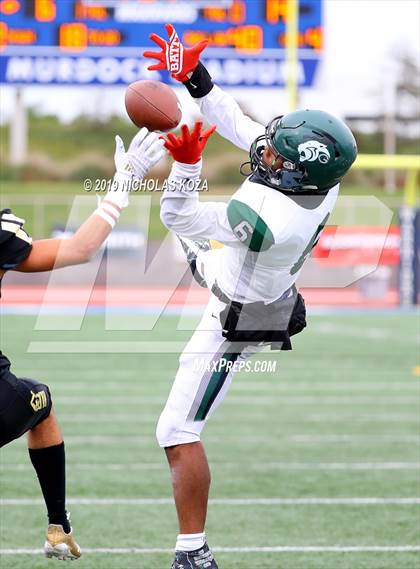 Thumbnail 2 in Marquez vs. Gardena (CIF LACS D3 Final) photogallery.