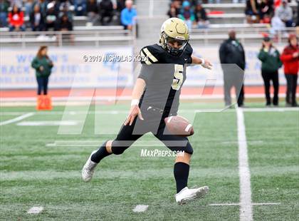 Thumbnail 3 in Marquez vs. Gardena (CIF LACS D3 Final) photogallery.