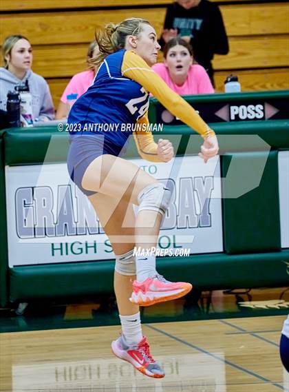 Thumbnail 2 in Oak Ridge @ Granite Bay photogallery.