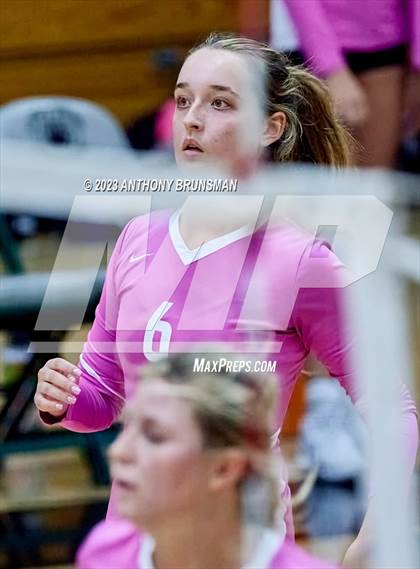 Thumbnail 1 in Oak Ridge @ Granite Bay photogallery.