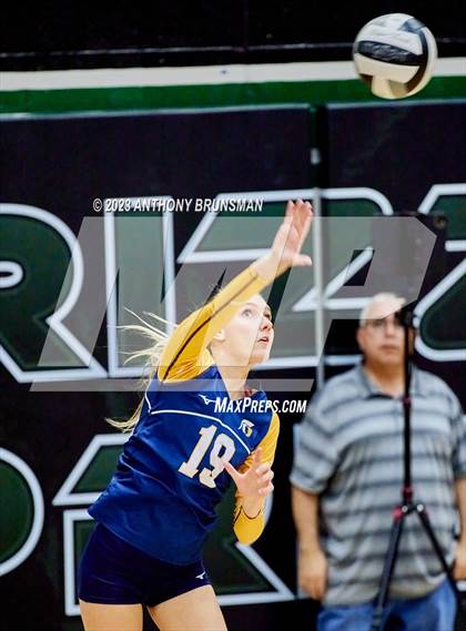 Thumbnail 1 in Oak Ridge @ Granite Bay photogallery.