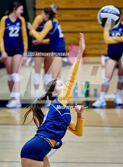 Thumbnail 2 in Oak Ridge @ Granite Bay photogallery.