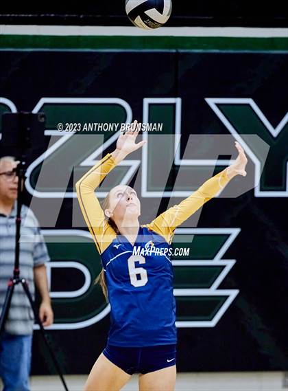 Thumbnail 2 in Oak Ridge @ Granite Bay photogallery.