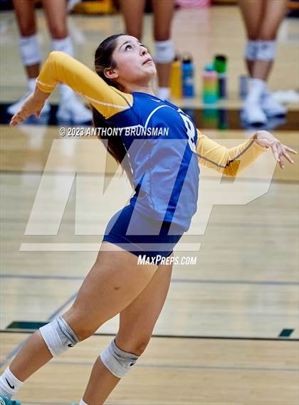 Thumbnail 1 in Oak Ridge @ Granite Bay photogallery.