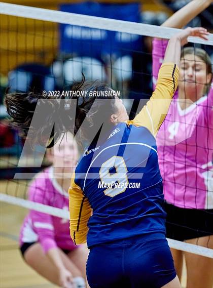 Thumbnail 2 in Oak Ridge @ Granite Bay photogallery.