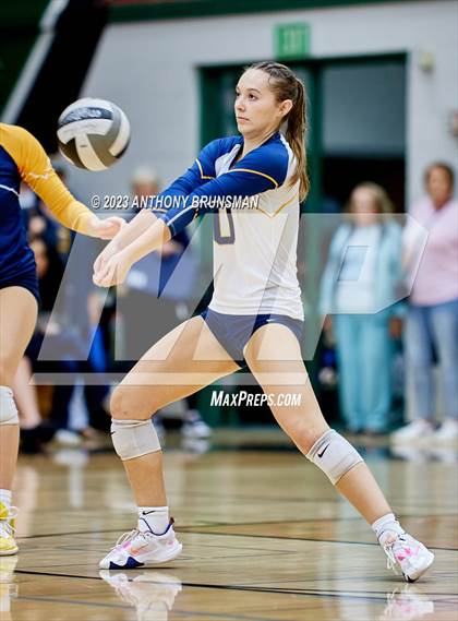 Thumbnail 1 in Oak Ridge @ Granite Bay photogallery.