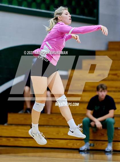 Thumbnail 1 in Oak Ridge @ Granite Bay photogallery.
