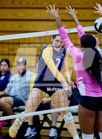 Thumbnail 1 in Oak Ridge @ Granite Bay photogallery.