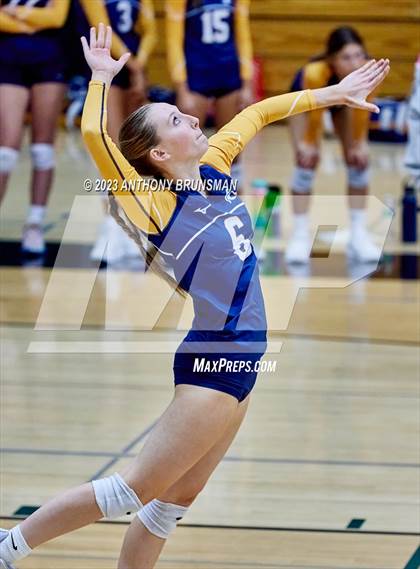 Thumbnail 2 in Oak Ridge @ Granite Bay photogallery.
