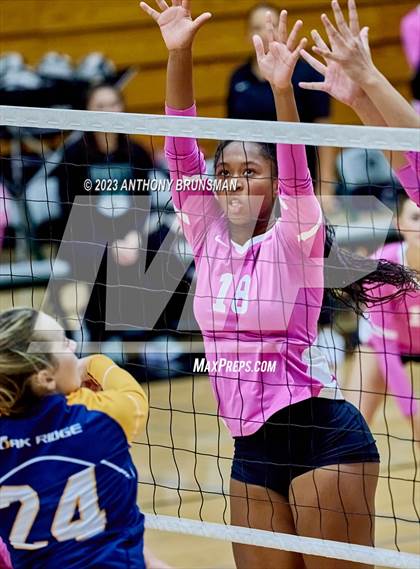 Thumbnail 1 in Oak Ridge @ Granite Bay photogallery.