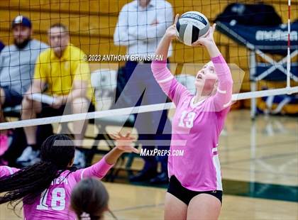 Thumbnail 2 in Oak Ridge @ Granite Bay photogallery.