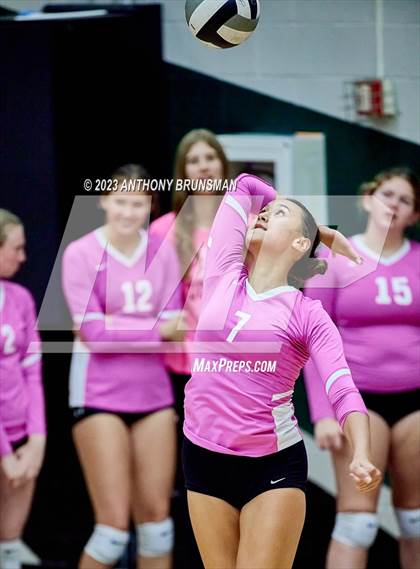 Thumbnail 1 in Oak Ridge @ Granite Bay photogallery.
