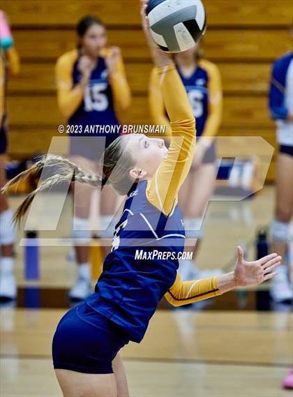 Thumbnail 3 in Oak Ridge @ Granite Bay photogallery.