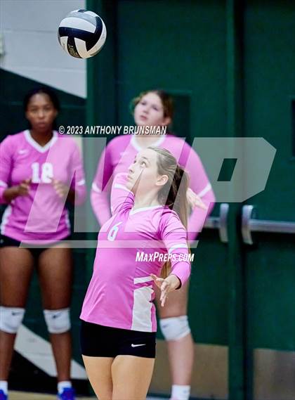 Thumbnail 2 in Oak Ridge @ Granite Bay photogallery.