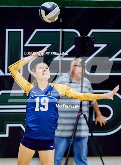 Thumbnail 2 in Oak Ridge @ Granite Bay photogallery.