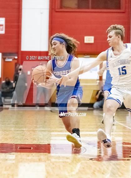 Thumbnail 1 in Conner vs Highlands (ninth region final) photogallery.