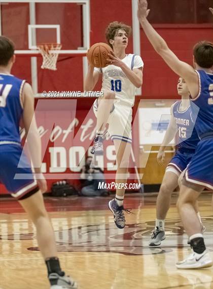 Thumbnail 2 in Conner vs Highlands (ninth region final) photogallery.