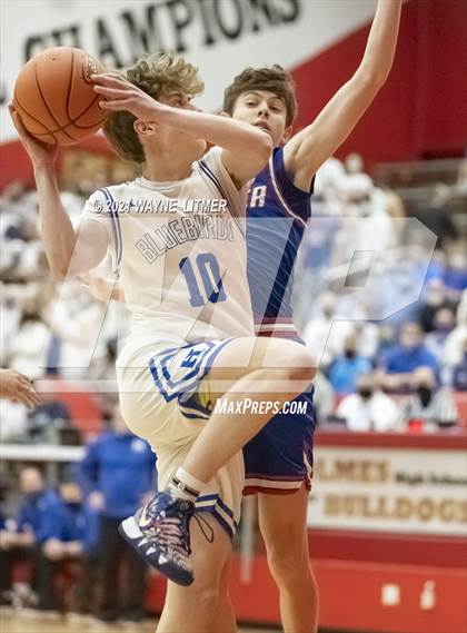 Thumbnail 3 in Conner vs Highlands (ninth region final) photogallery.